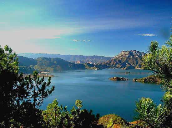 Vulungu Lake